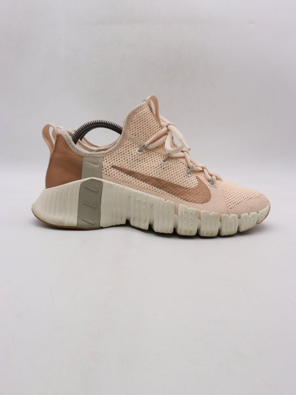 Nike Free Metcon 3 Women’s 9.5 Guava Ice Metallic Red Bronze sneakers CJ6314-892